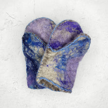 Load image into Gallery viewer, Kid's Felted Mittens by Britta Cruz