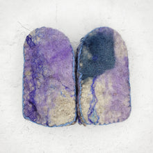 Load image into Gallery viewer, Kid&#39;s Felted Mittens by Britta Cruz
